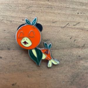 Orange Bird Hidden Mickey Disney Trading Pin